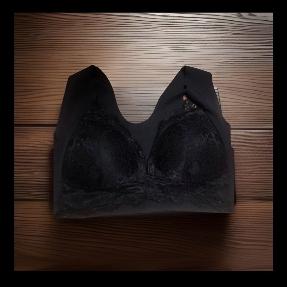 Everyday Lace Support Bralette - Black